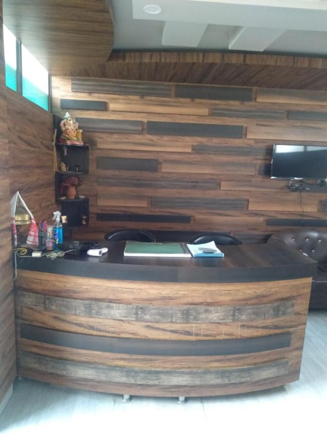 Woodland Lodge And Restaurant Ґувахаті Екстер'єр фото